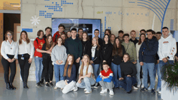 Uczniowie LO im KK Baczyńskiego w Streamsoft